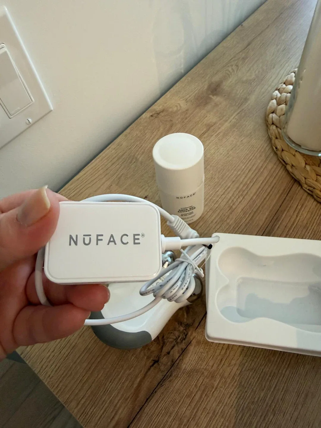 NuFace Trinity Facial Toning Device with Aqua Gel Activator - photo 4