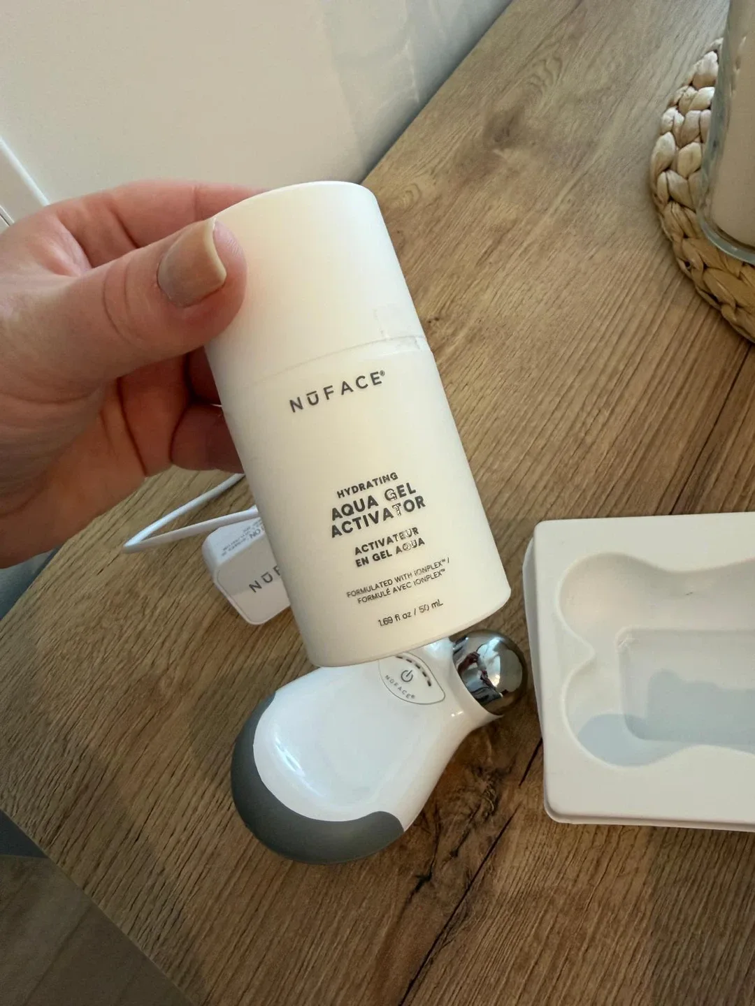 NuFace Trinity Facial Toning Device with Aqua Gel Activator - photo 3
