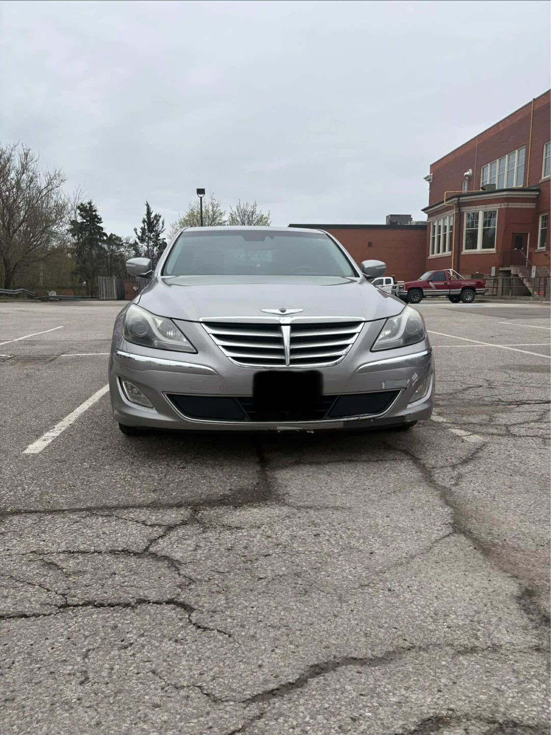 2013 Silver Hyundai Genesis Sedan