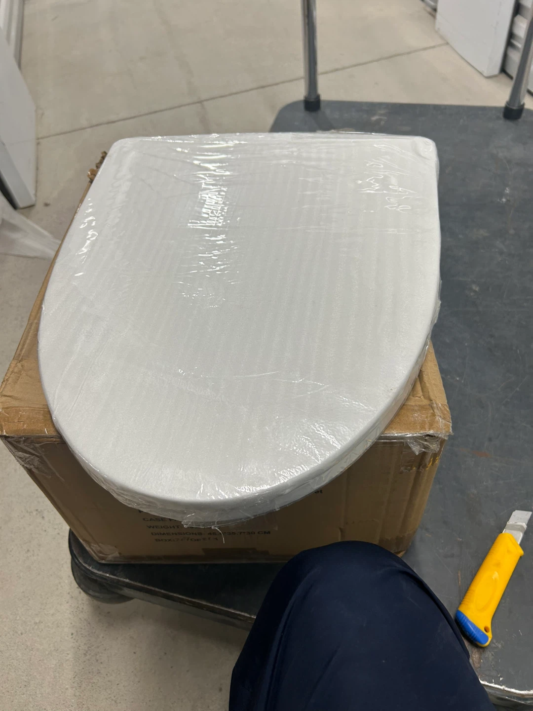 New TOTO Toilet Seat 18” X 15”
