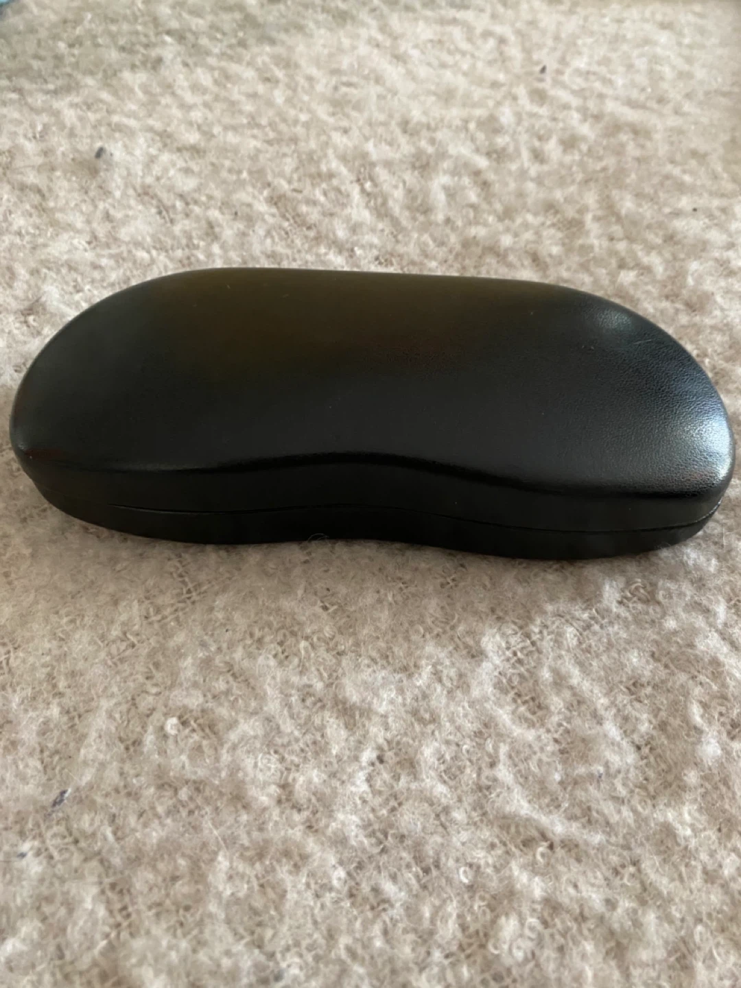 Black hard shell eyeglasses case