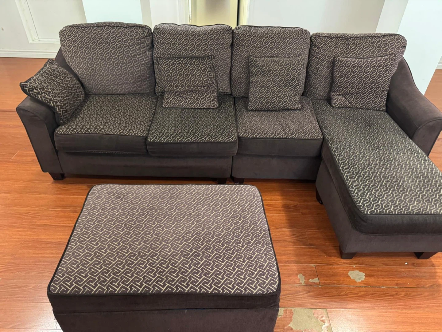 Sectional Sofa with Ottoman