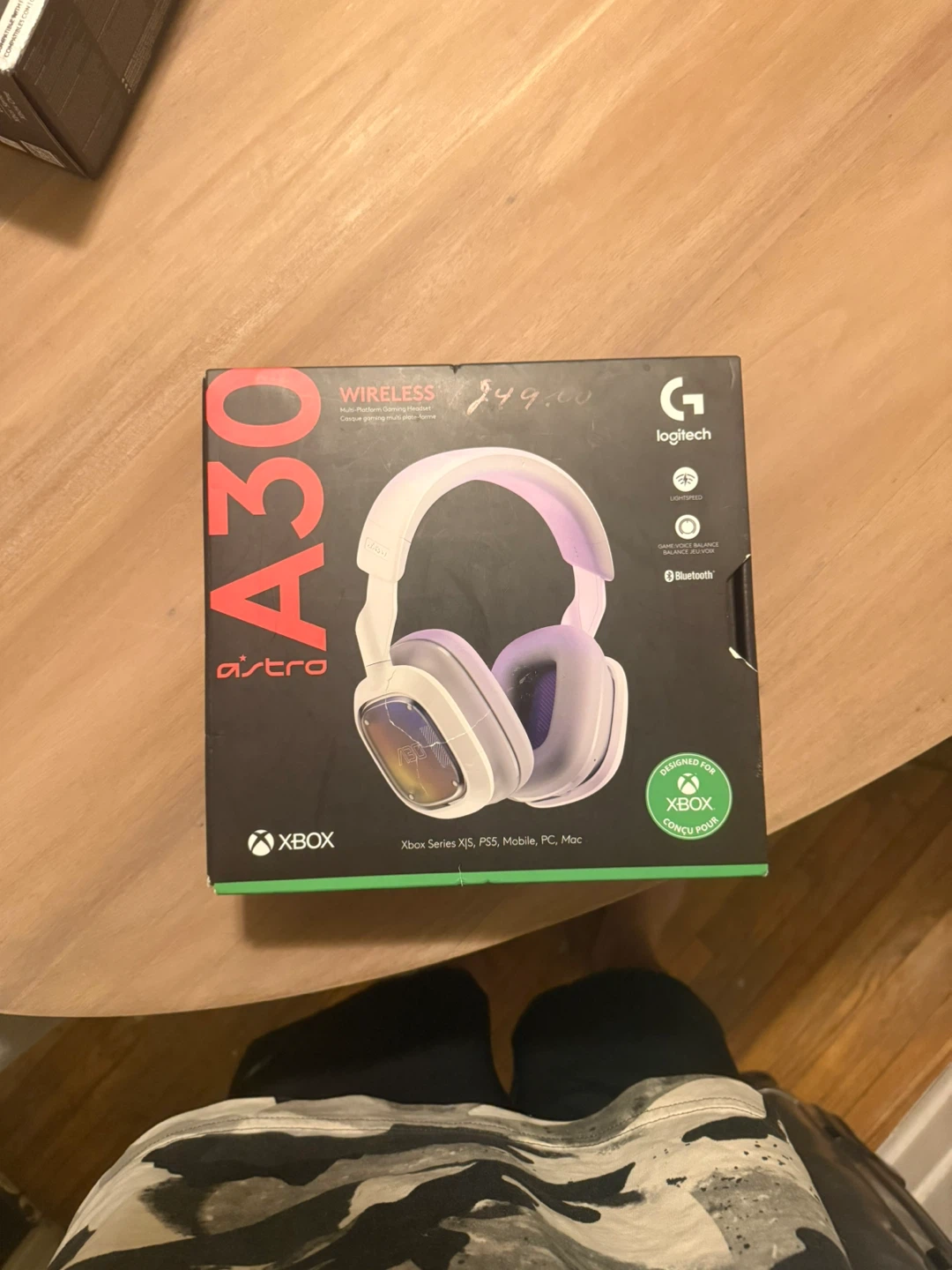 Logitech G A30 Wireless Gaming Headset - White/Purple