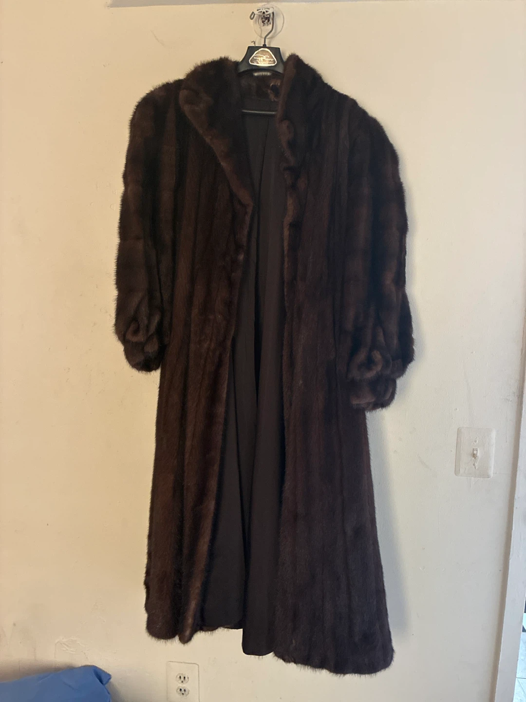 Brown Mink Fur Coat - photo 2