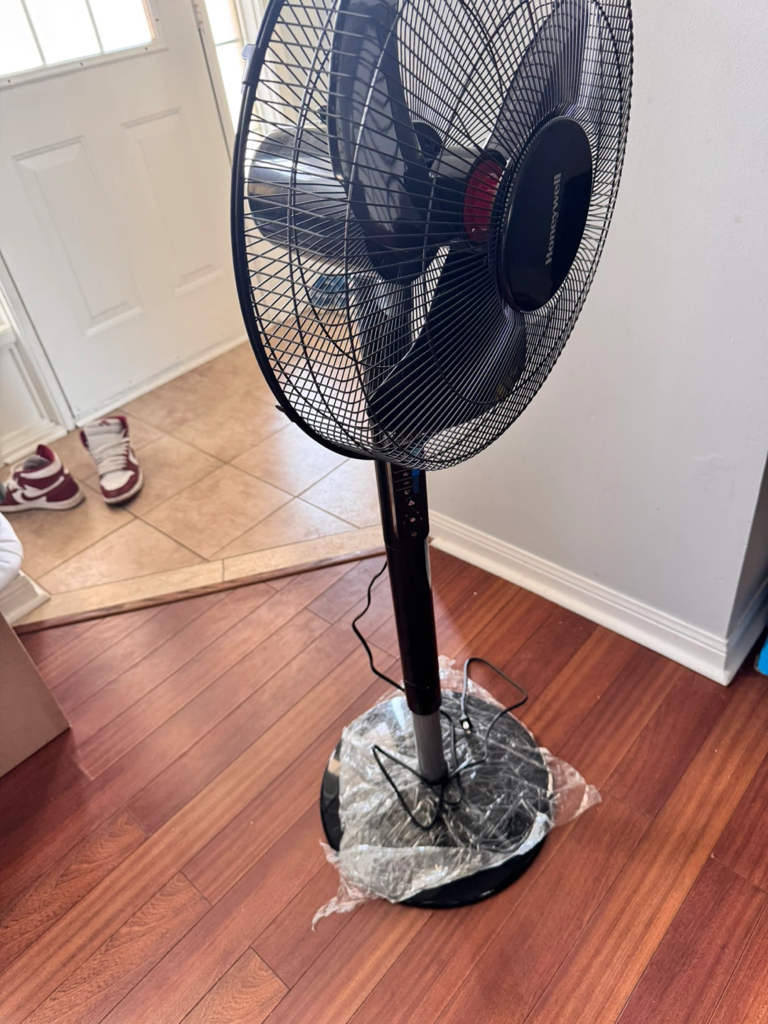 Honeywell QuietSet Oscillating Tower Fan