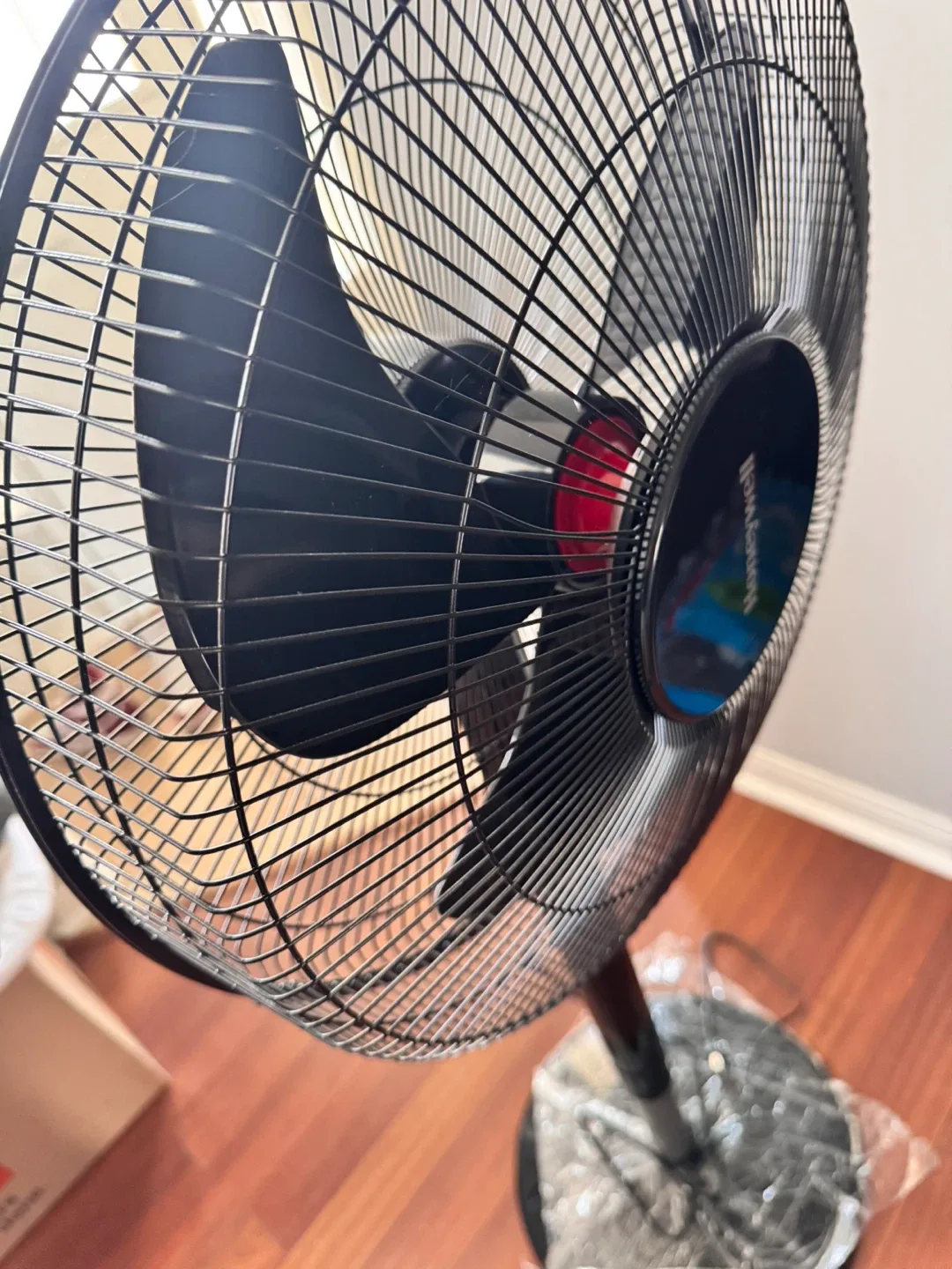 Honeywell QuietSet Oscillating Tower Fan - photo 2