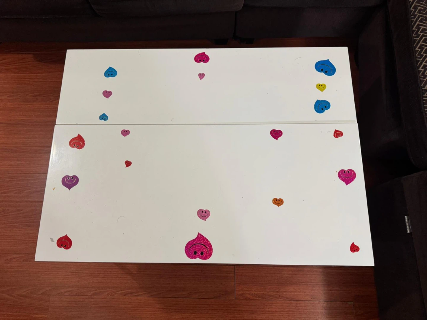 White Lift-Top Coffee Table with Heart Decals - photo 2