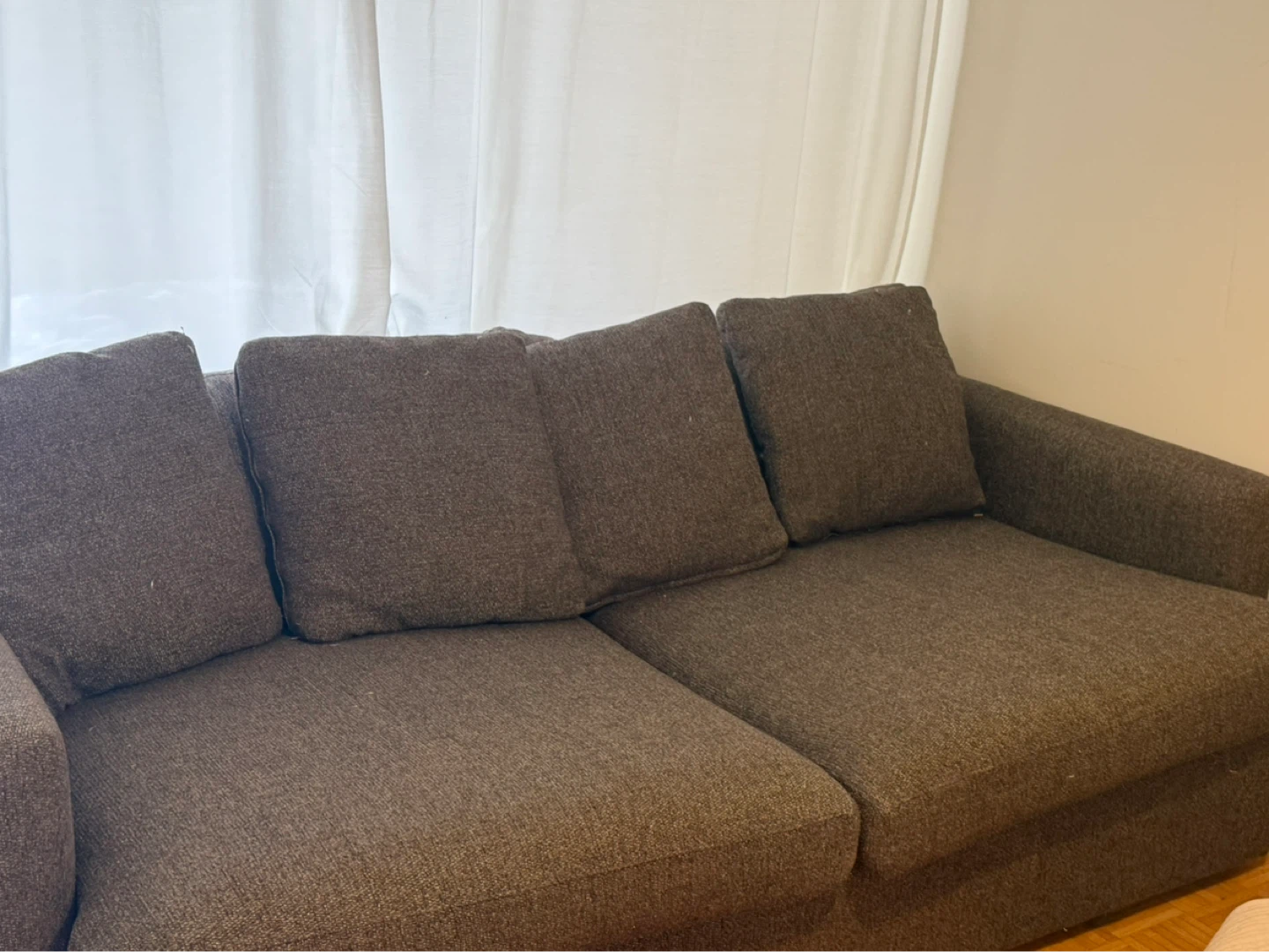 🛋️ Crate & Barrel Lounge Deep 83" Sofa