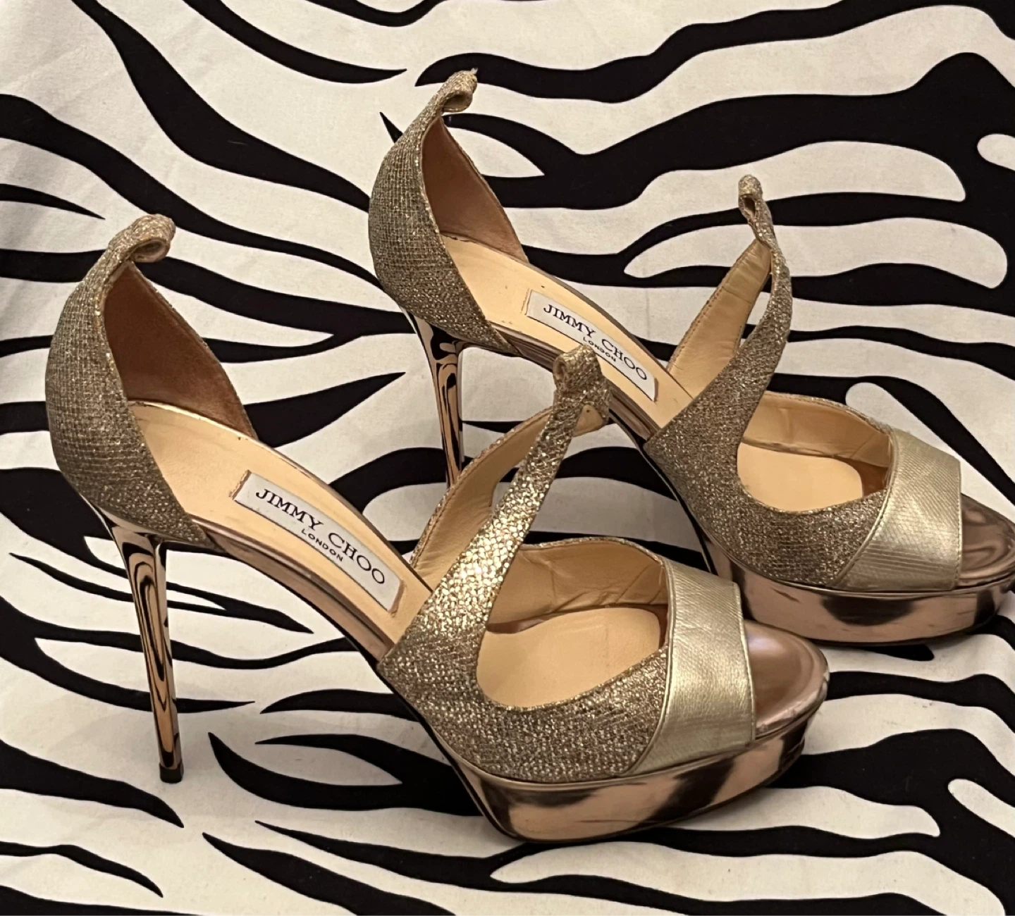 🤍 Jimmy Choo Gold Tyne glitter platform sandals 🤍