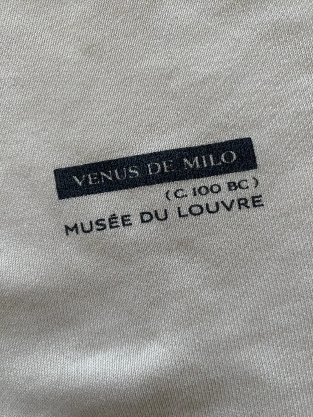 Uniqlo UT Venus de Milo Crewneck Sweatshirt XL - photo 3