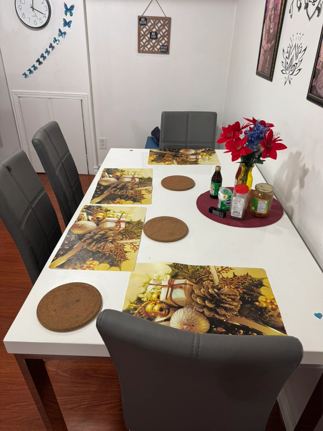 Dining table and coffee table with 4 chairs