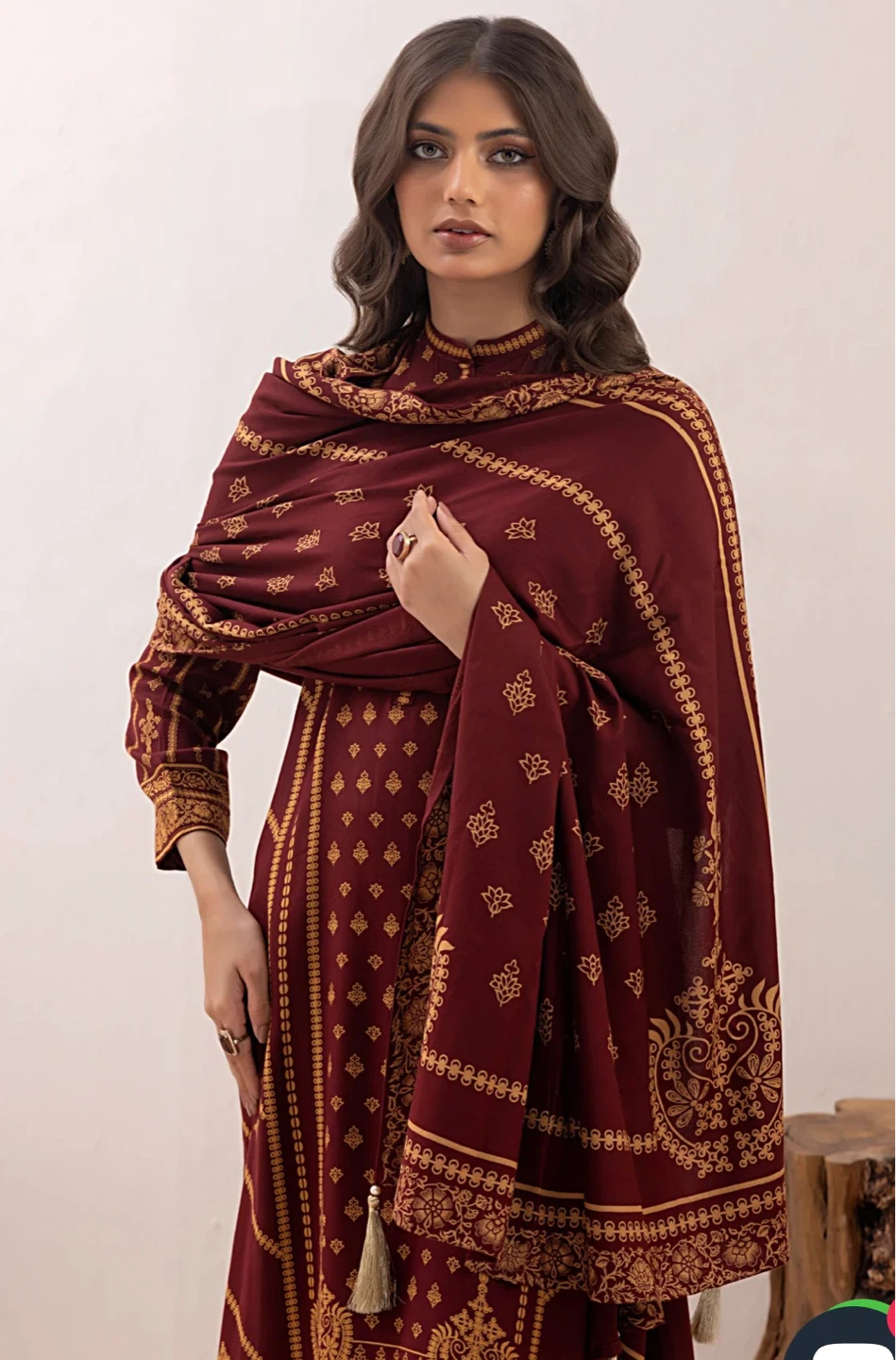 Lakhanay Women's Maroon Printed Kurti and Pants Set - photo 3