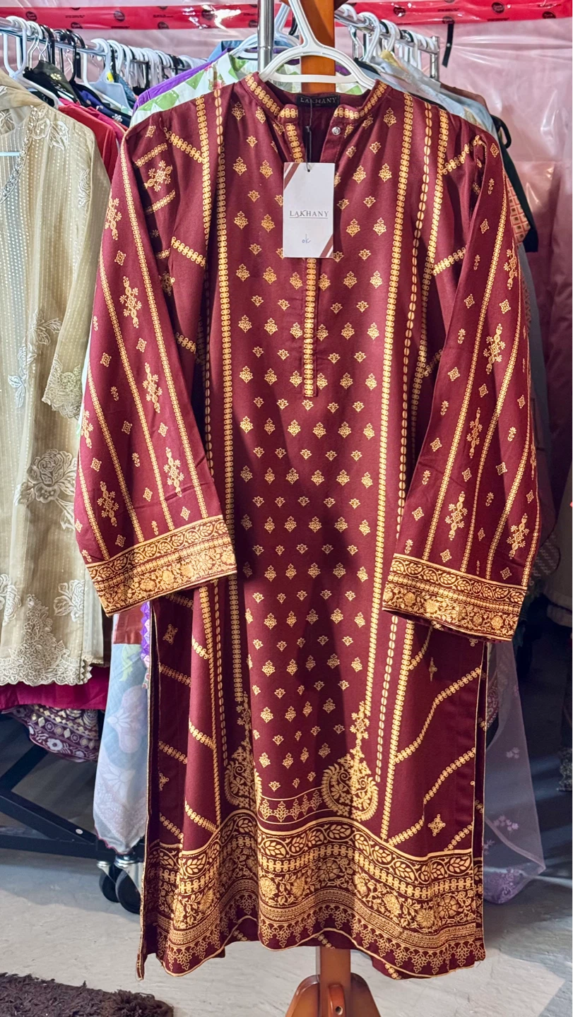 Lakhanay Women's Maroon Printed Kurti and Pants Set - photo 4