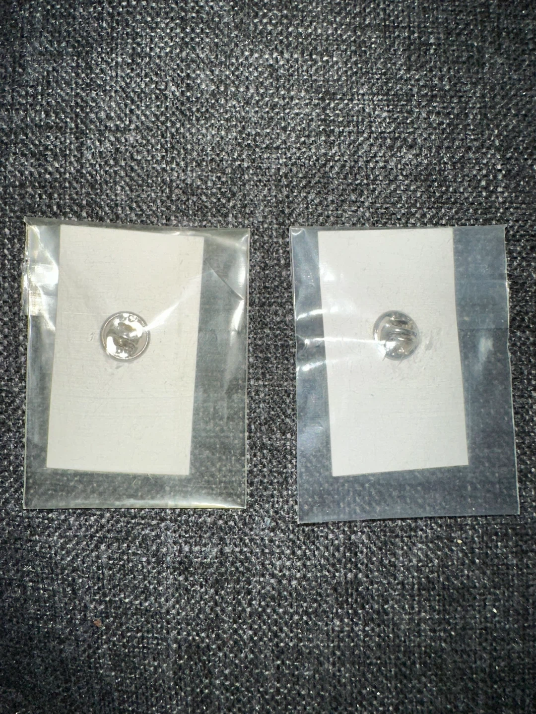 Gap Enamel Letter Pins (G & I) - photo 2