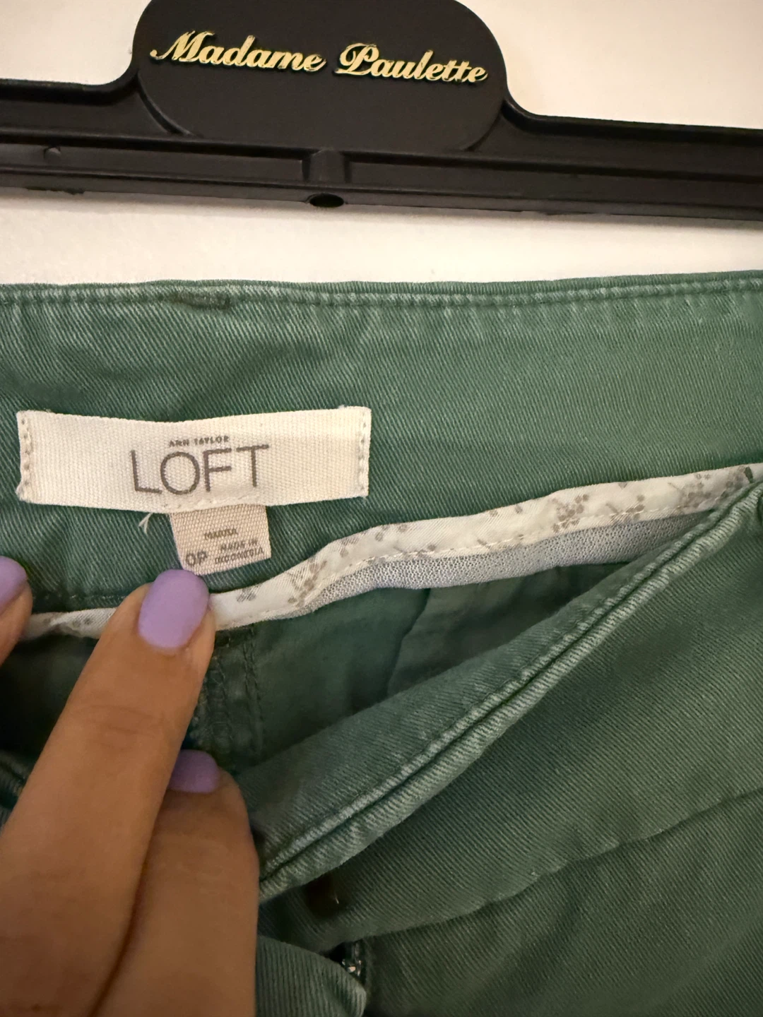 LOFT Green capris Pants - photo 2