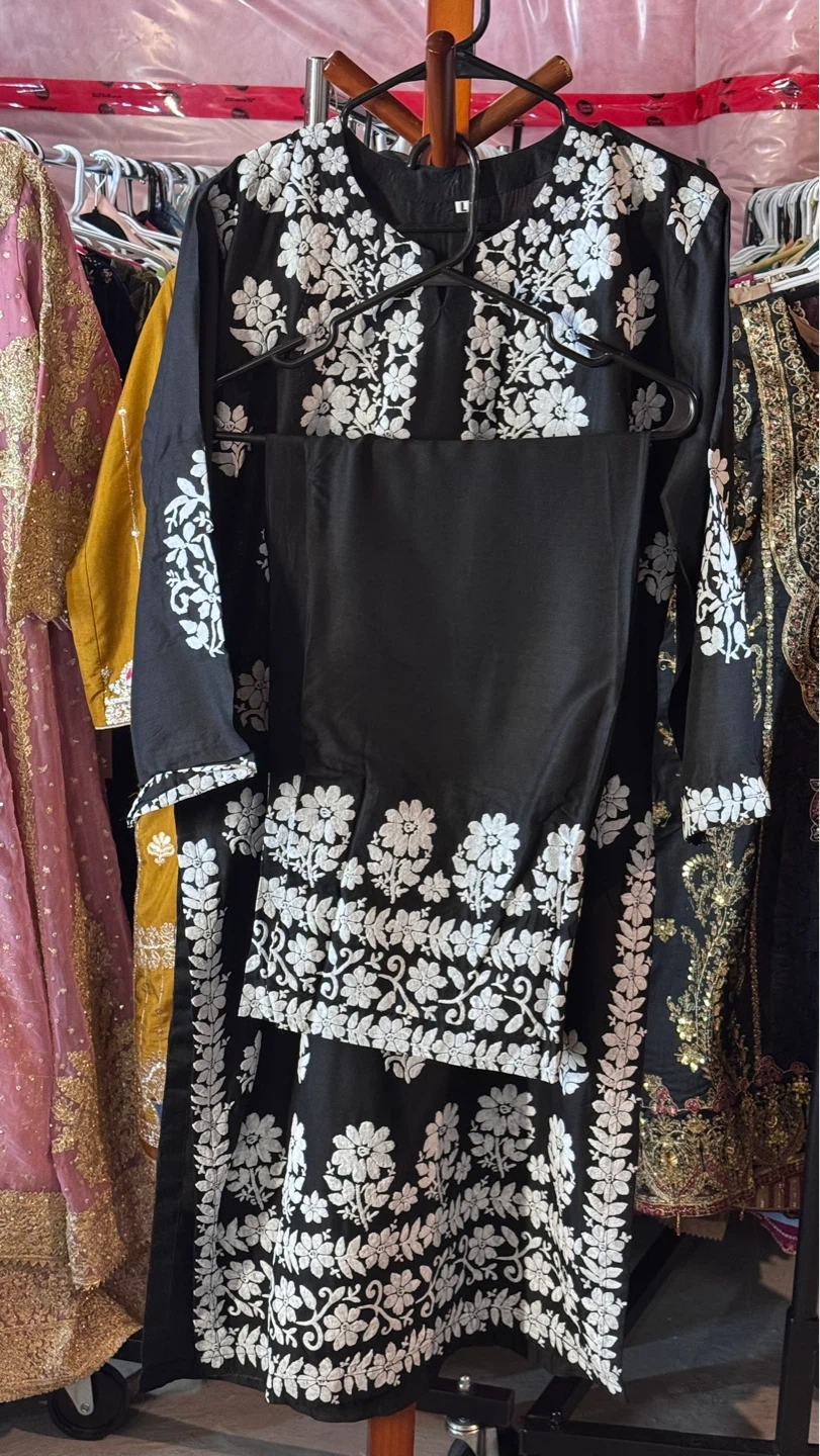 Black and White Embossed Kurti with Pants - Size L