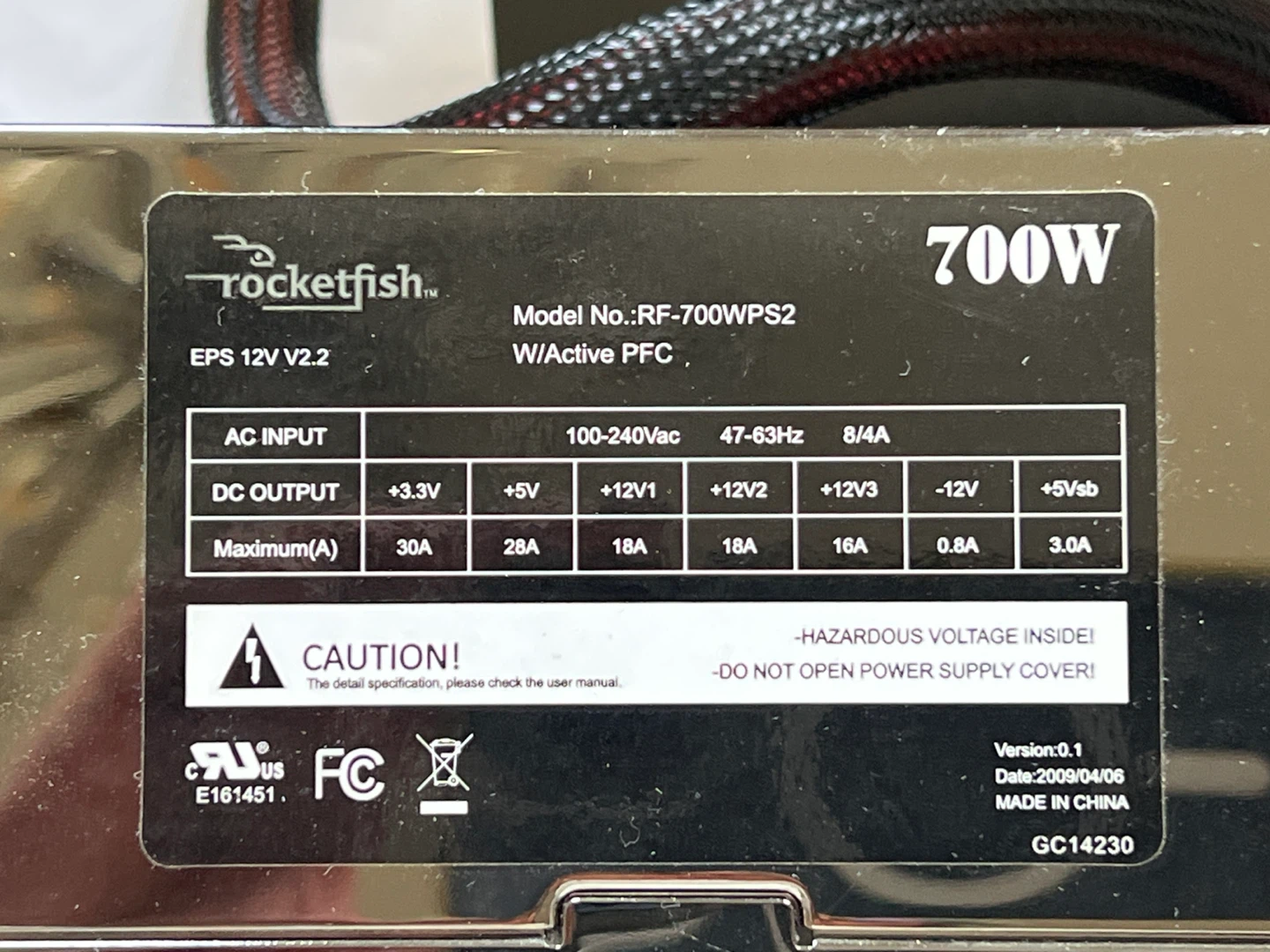 Rocketfish 700W Power Supply RF-700WPS2 - photo 2
