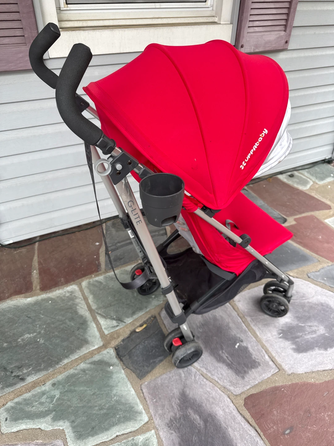 UPPAbaby G-LITE Red Stroller - photo 3
