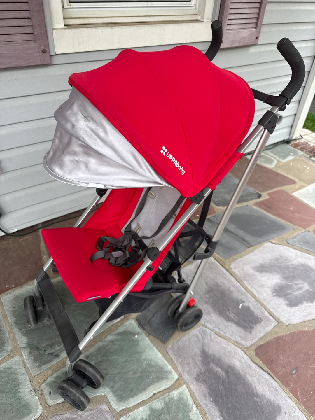 UPPAbaby G-LITE Red Stroller - photo 2