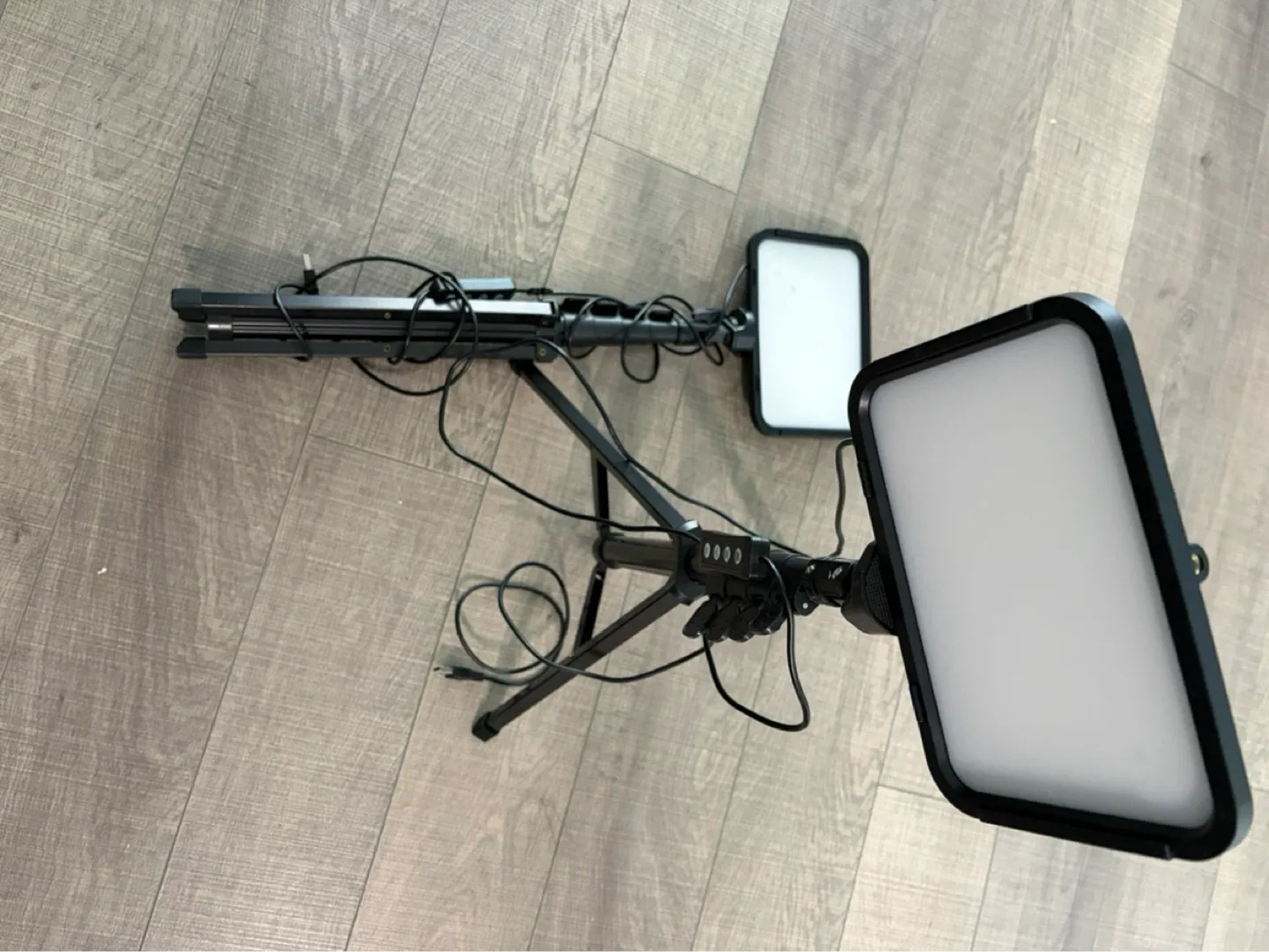 8" LED Video Light HW101