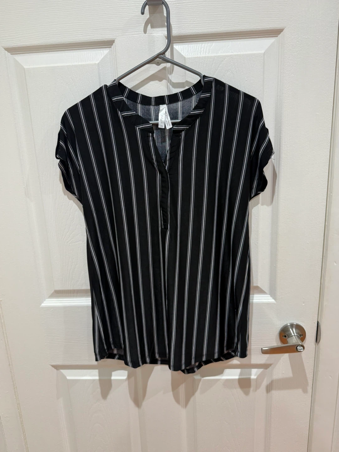 Black and white striped short sleeve top
