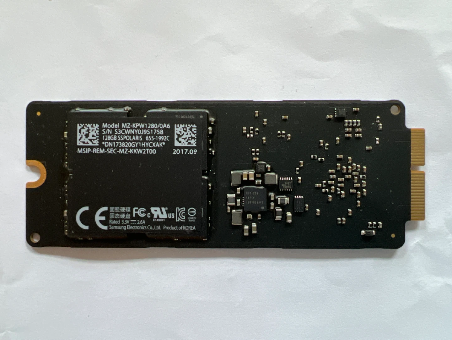 Apple Samsung 128GB SSD M.2 MZ-KPW1280/0A6