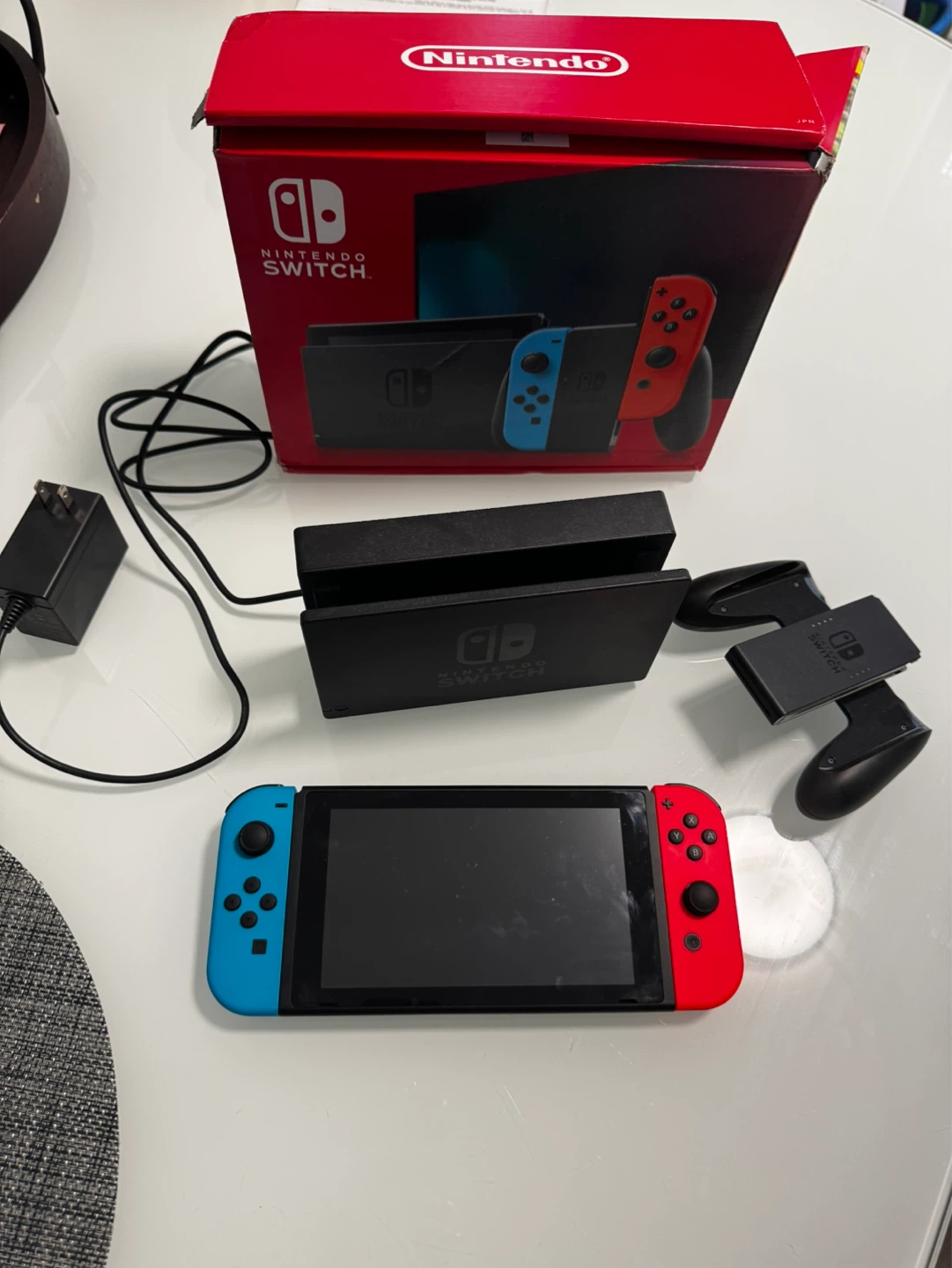 Nintendo Switch Console