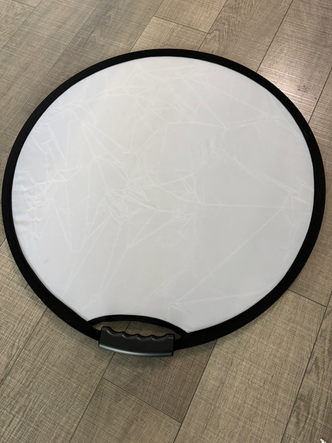 Collapsible Photography Reflector with Handle