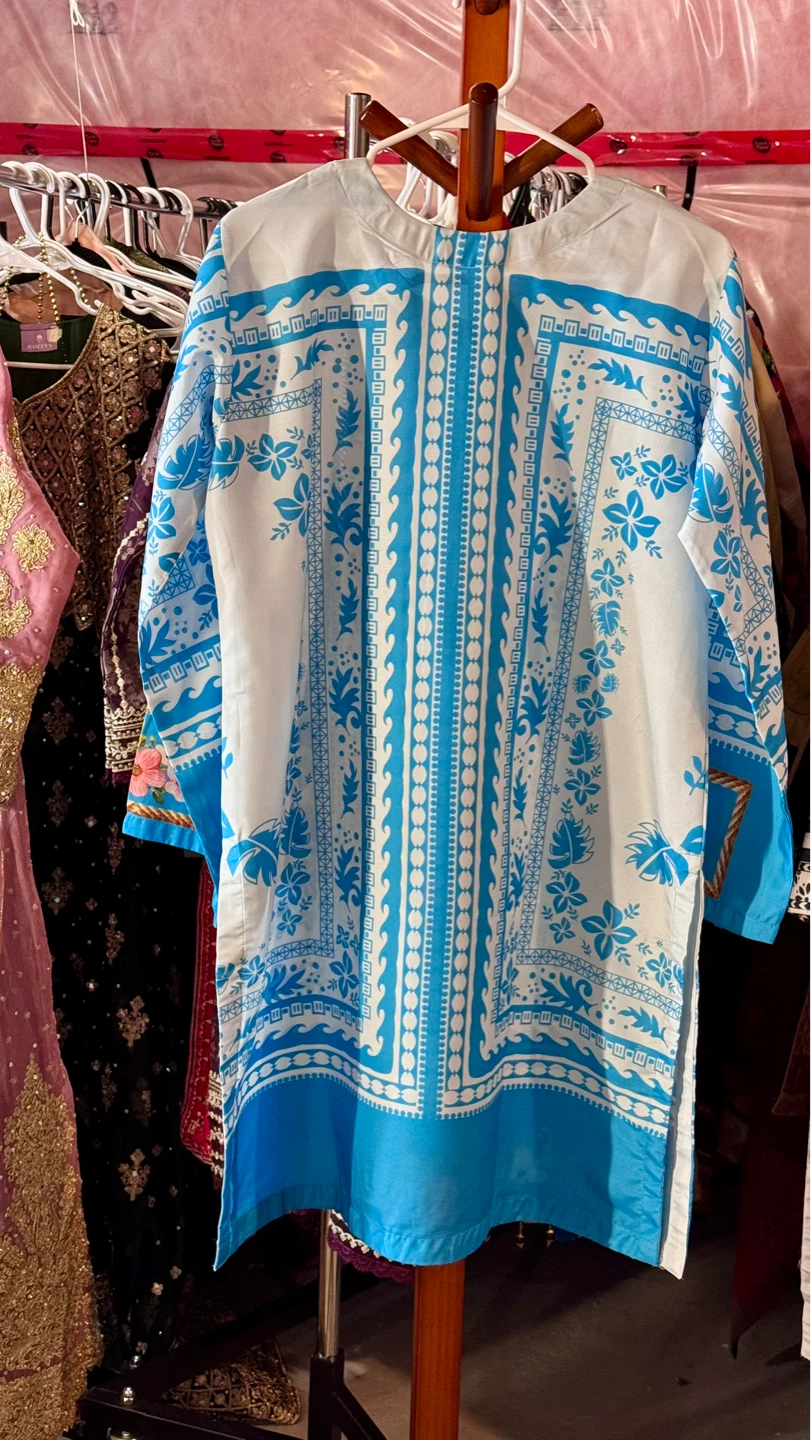 Blue and White Floral Print 2-Piece Outfit - photo 3