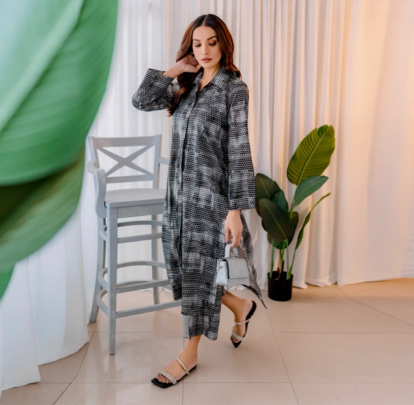 Women's Long Sleeve Button-Up Shirt Dress - photo 2