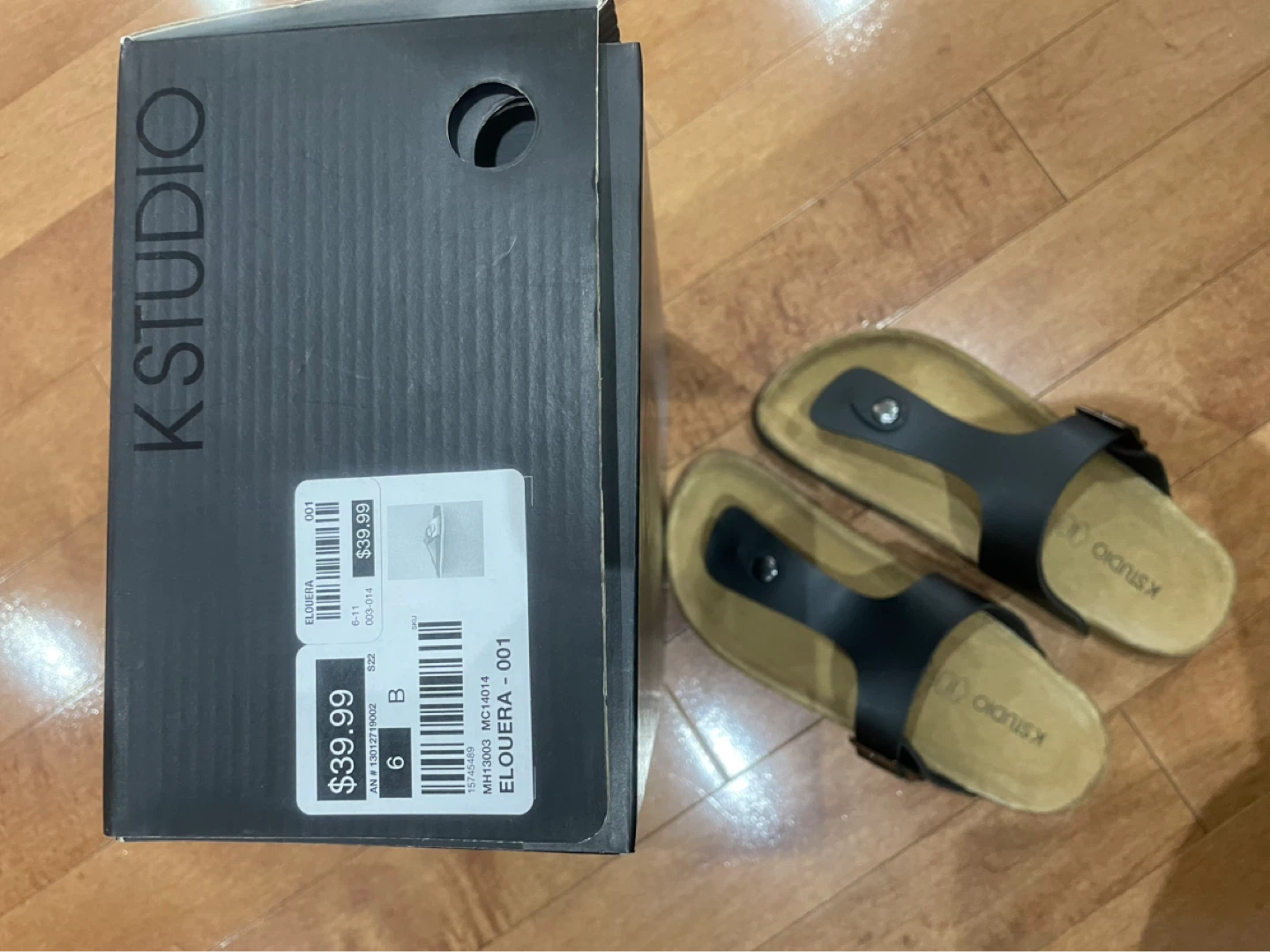 K STUDIO Black Thong Sandals Size 6 - photo 2