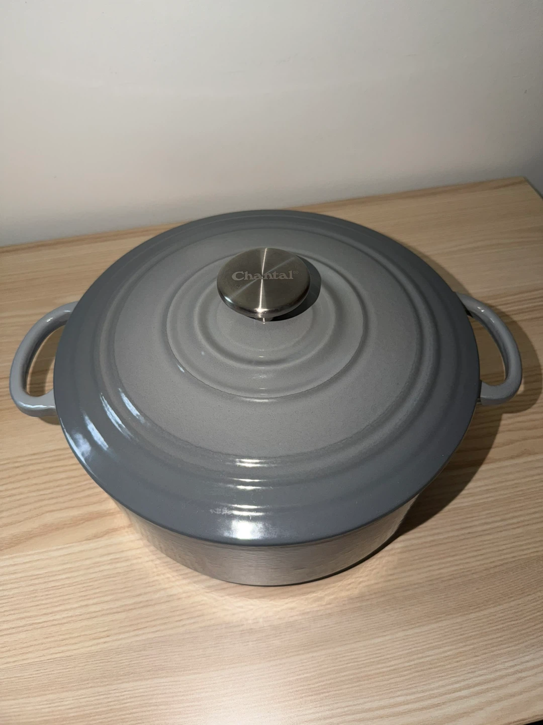 Chantal Enameled Cast Iron Dutch Oven 5 Qt Gray
