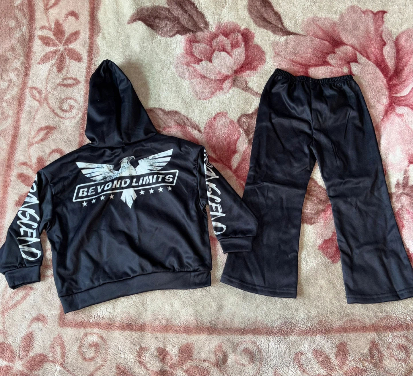 Kids Black "32" Graphic Hoodie and Pants Set - photo 2