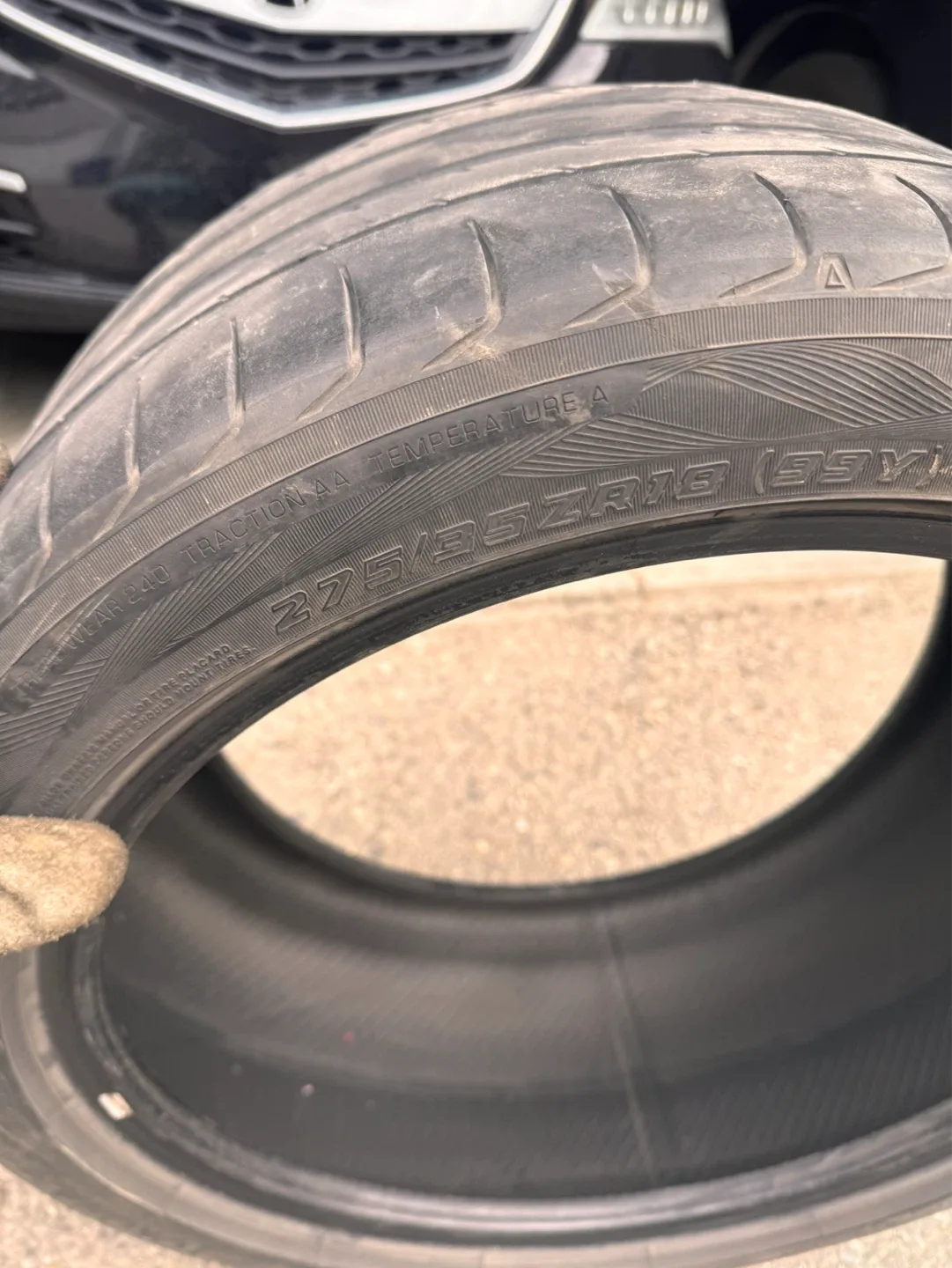 275/35ZR18 Tire - photo 3