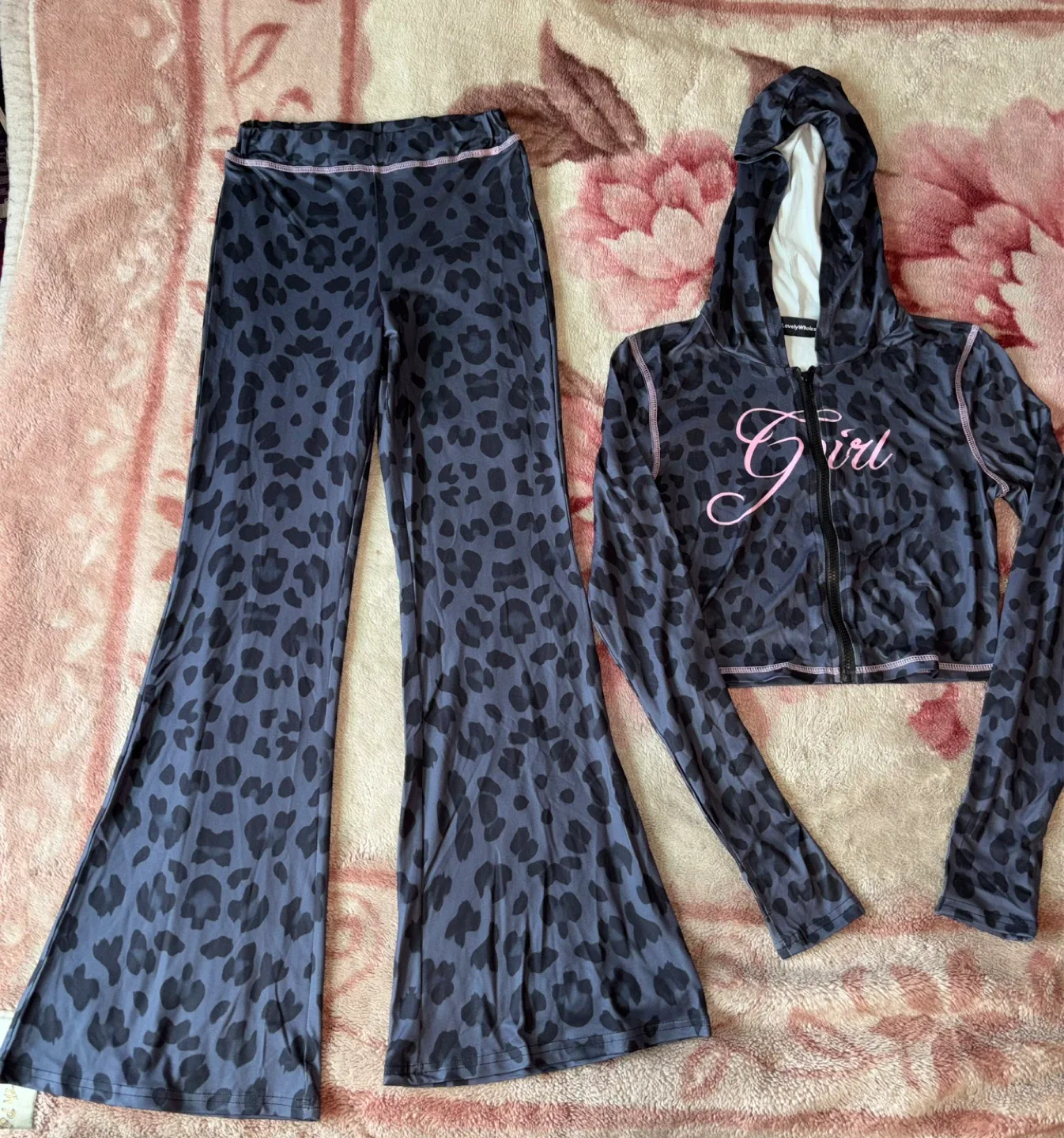 LovelyWholesale Leopard Print Hoodie & Bell Bottom Set
