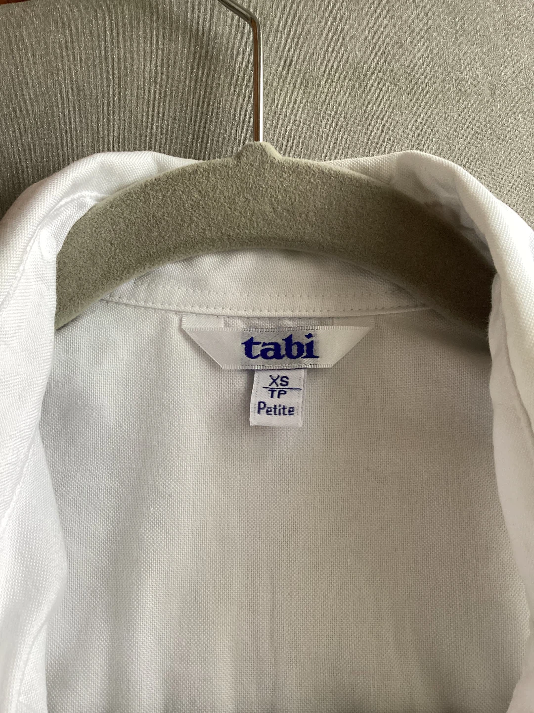 TABI PETITE WHITE OXFORD SHIRT - photo 3