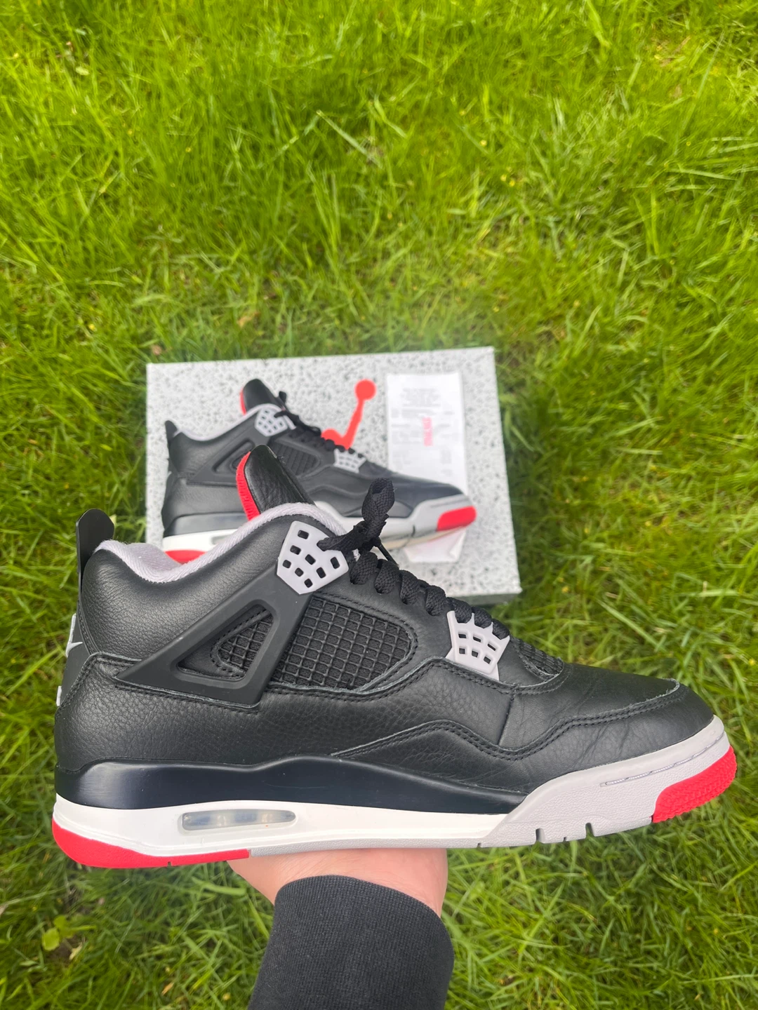 Jordan 4 bred reimagined - photo 2