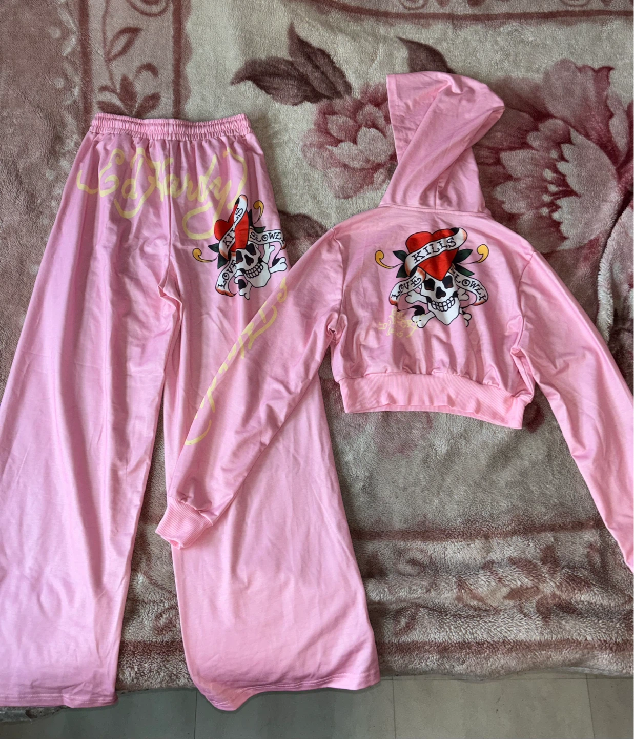 Ed Hardy Pink Skull Graphic Cropped Hoodie & Wide Leg Pants Set - photo 4