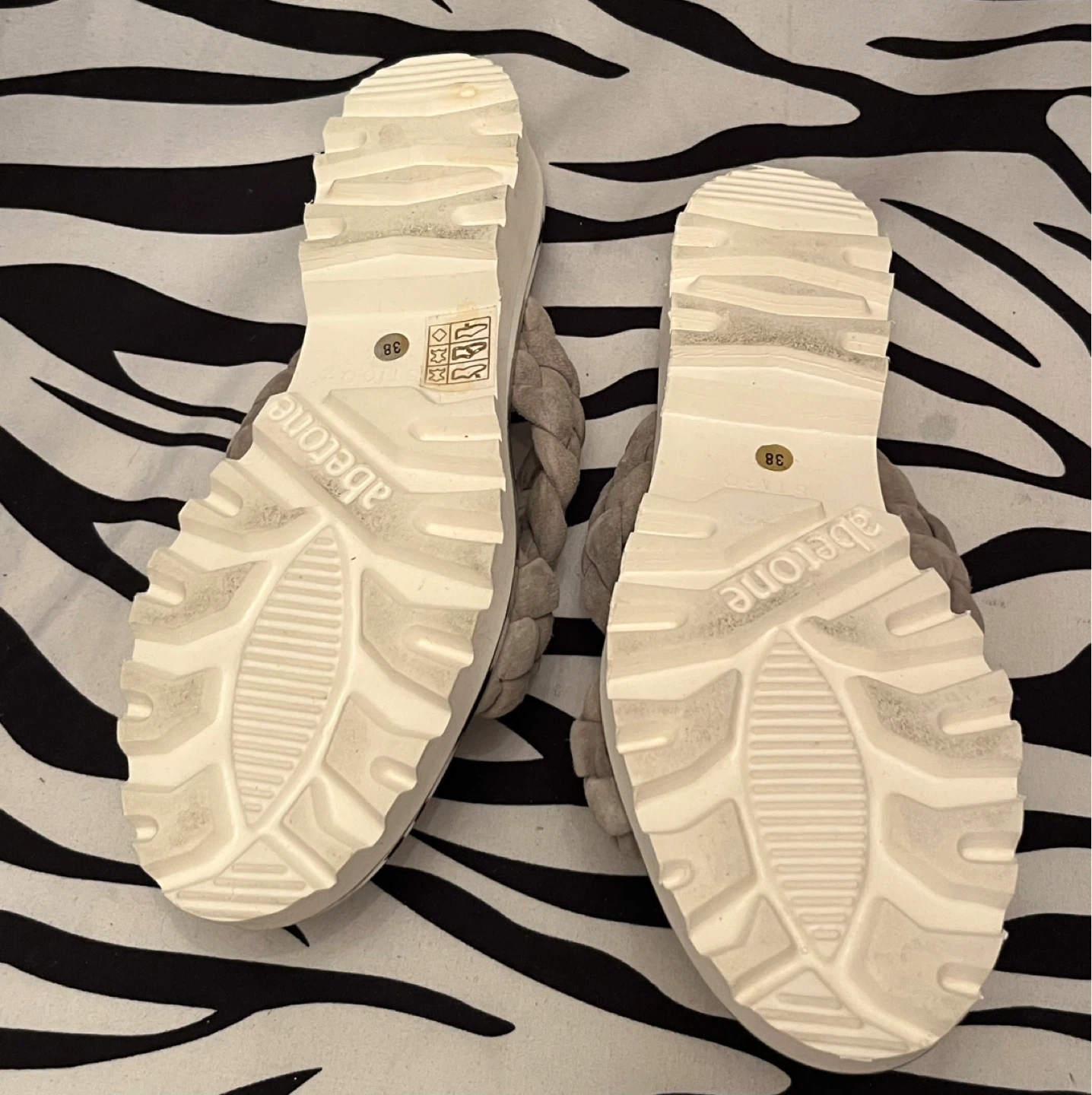 🩶 Ron White Cerrin Braided Suede Slide 🩶 - photo 3