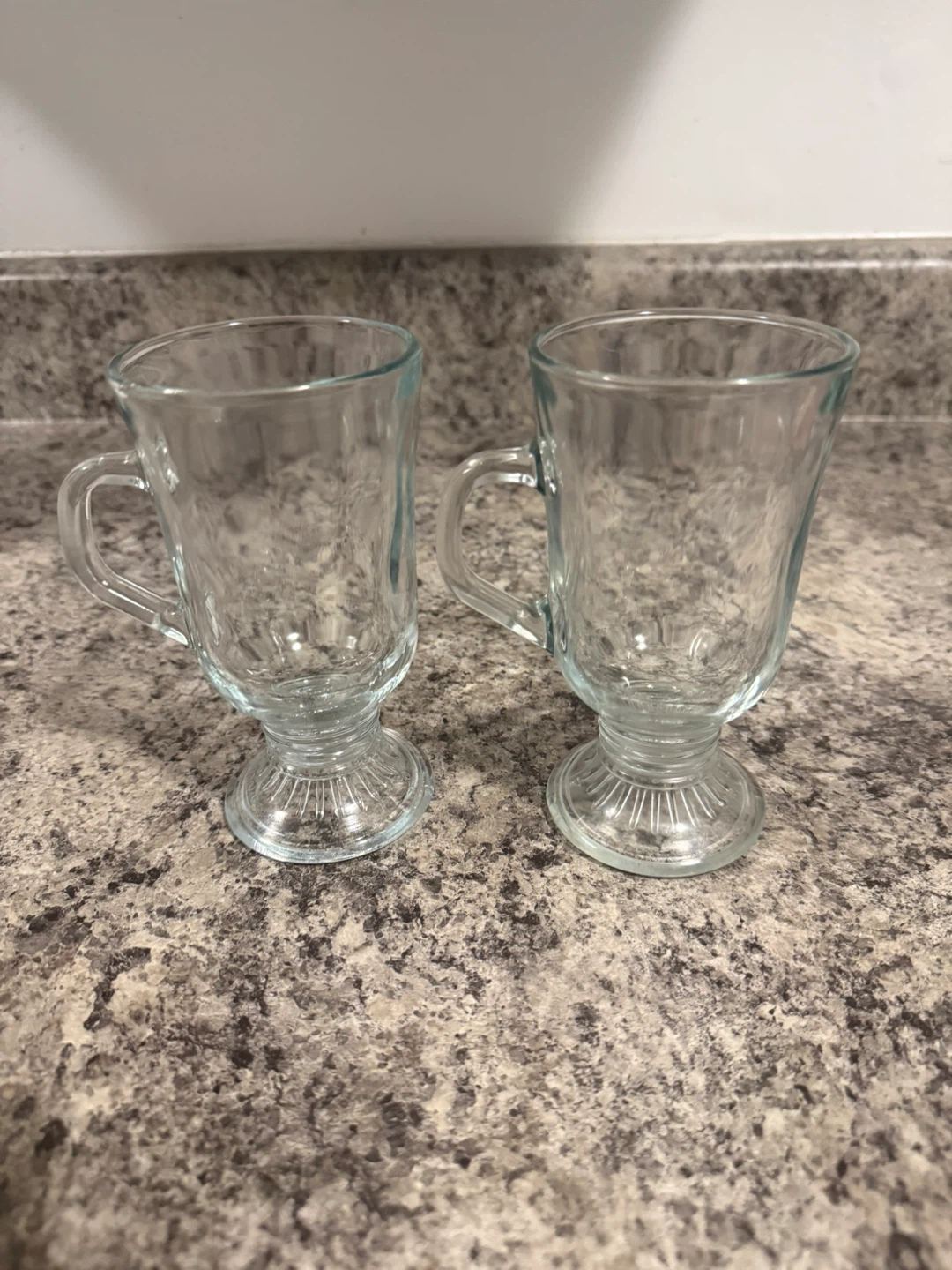 Set of 2 Clear Glass Footed Mugs - photo 2