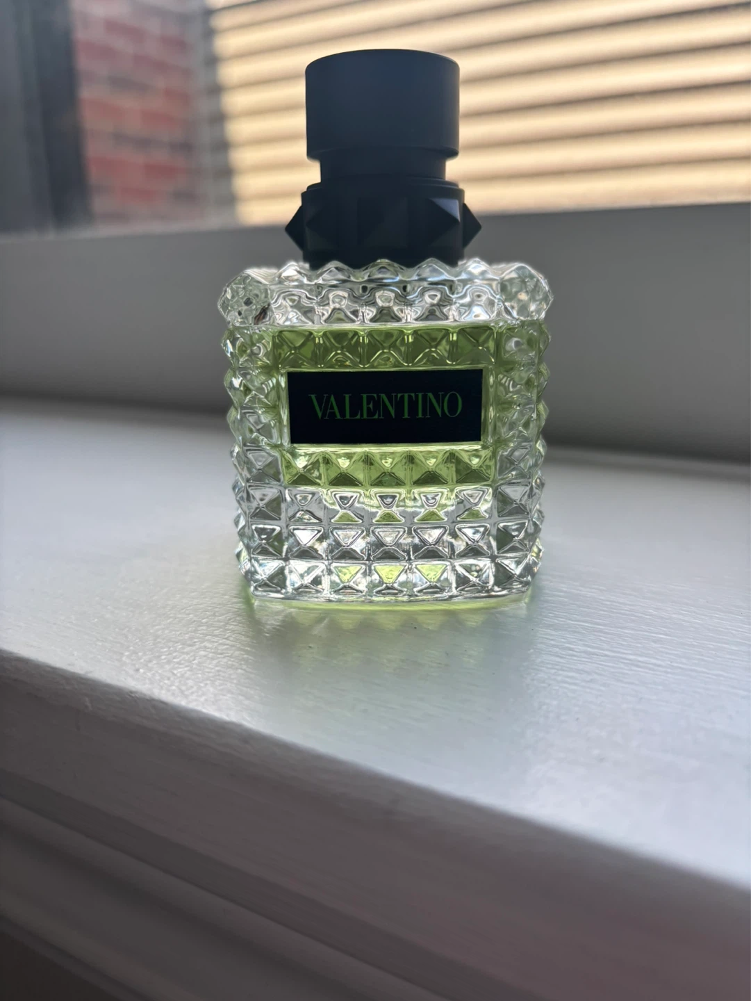 Valentino Donna born in Roma green stravaganza perfume