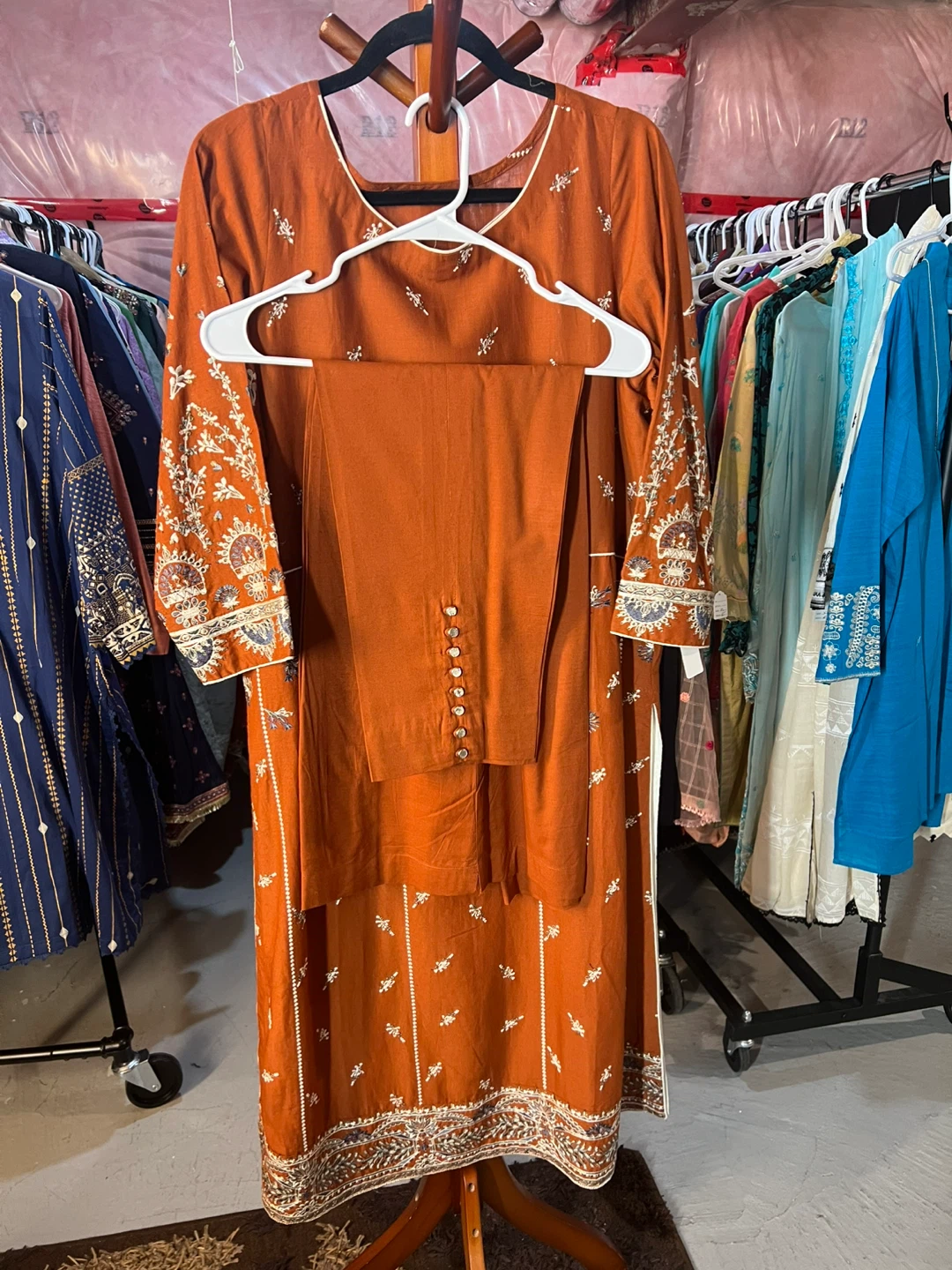 Rust  embroidered Kurti with Pants and Dupatta - photo 3