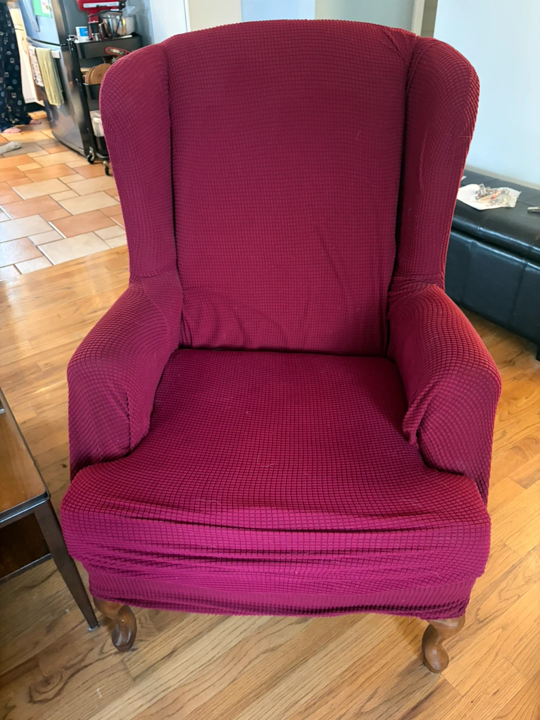 Loveseat Sofa and Wingback Chairs - photo 4