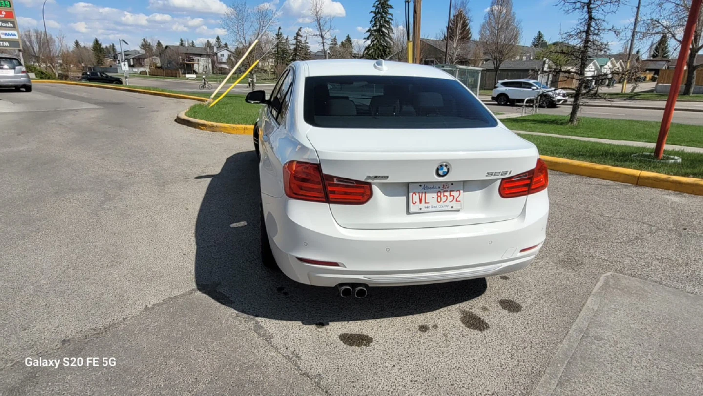 White BMW 328i Sedan - photo 2