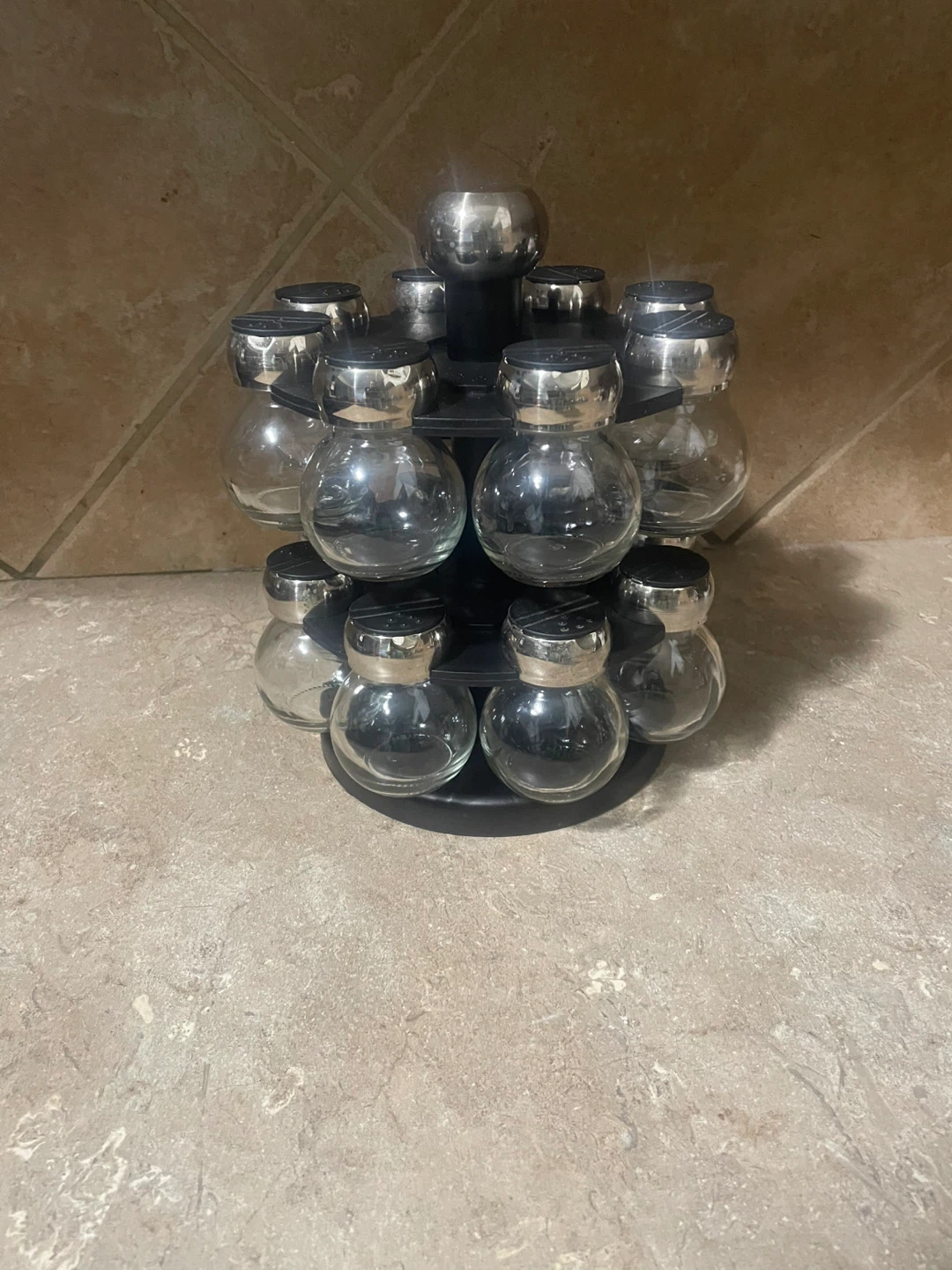 16-Jar Rotating Spice Rack - photo 2