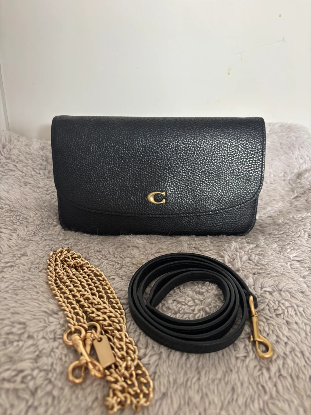 Coach Black Leather Wallet On Chain