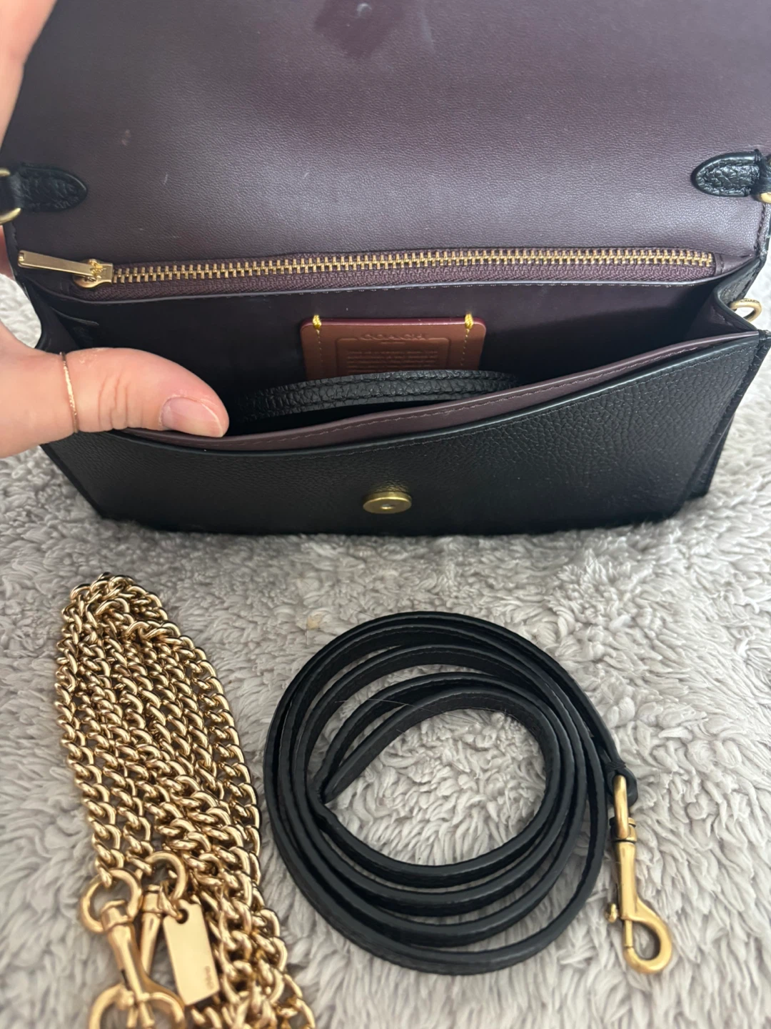 Coach Black Leather Wallet On Chain - photo 2