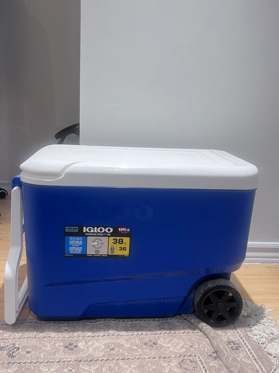 Igloo Wheels Cool 38 Cooler - photo 2