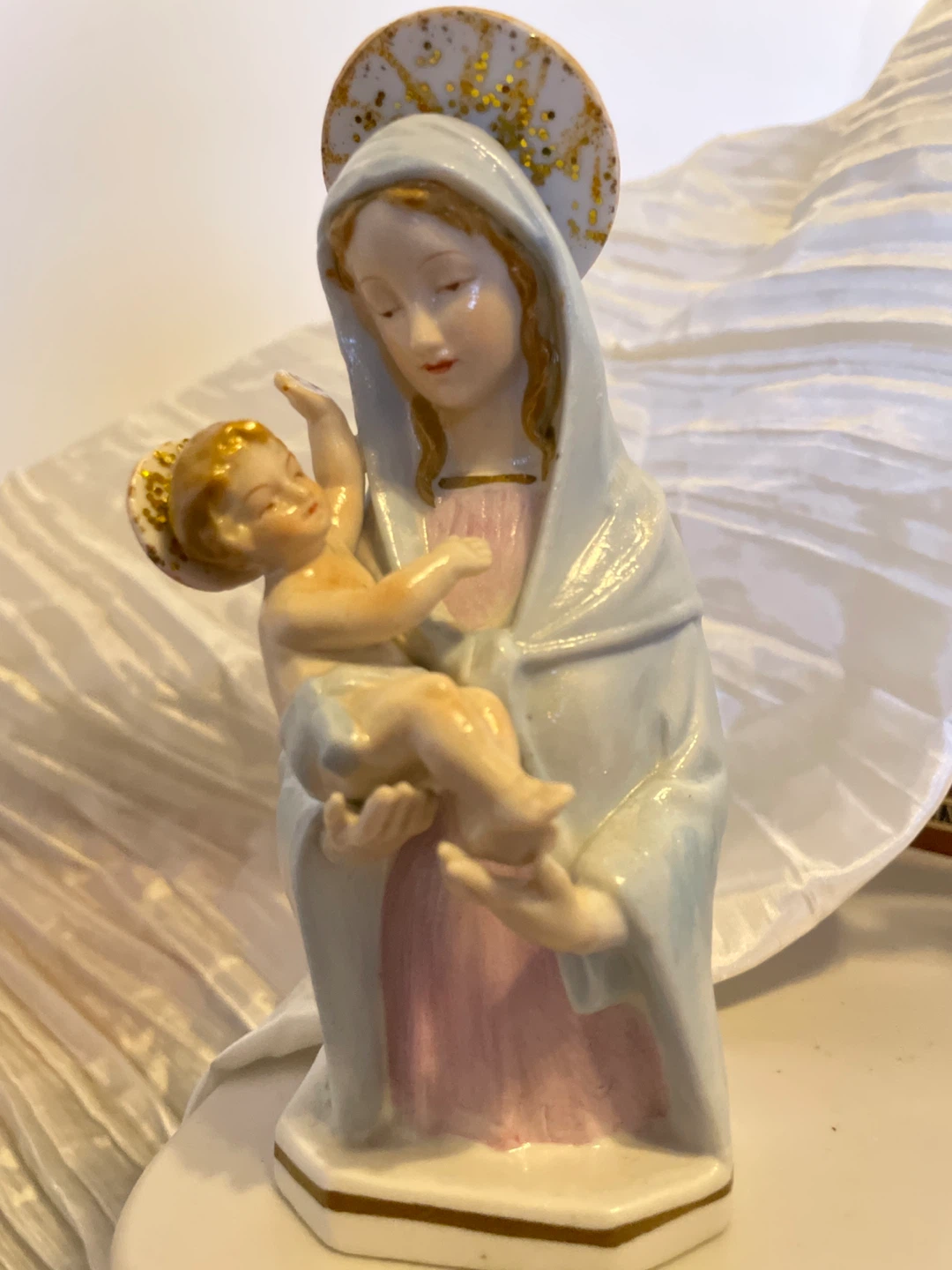Ceramic Figurine of Madonna and Child - photo 3
