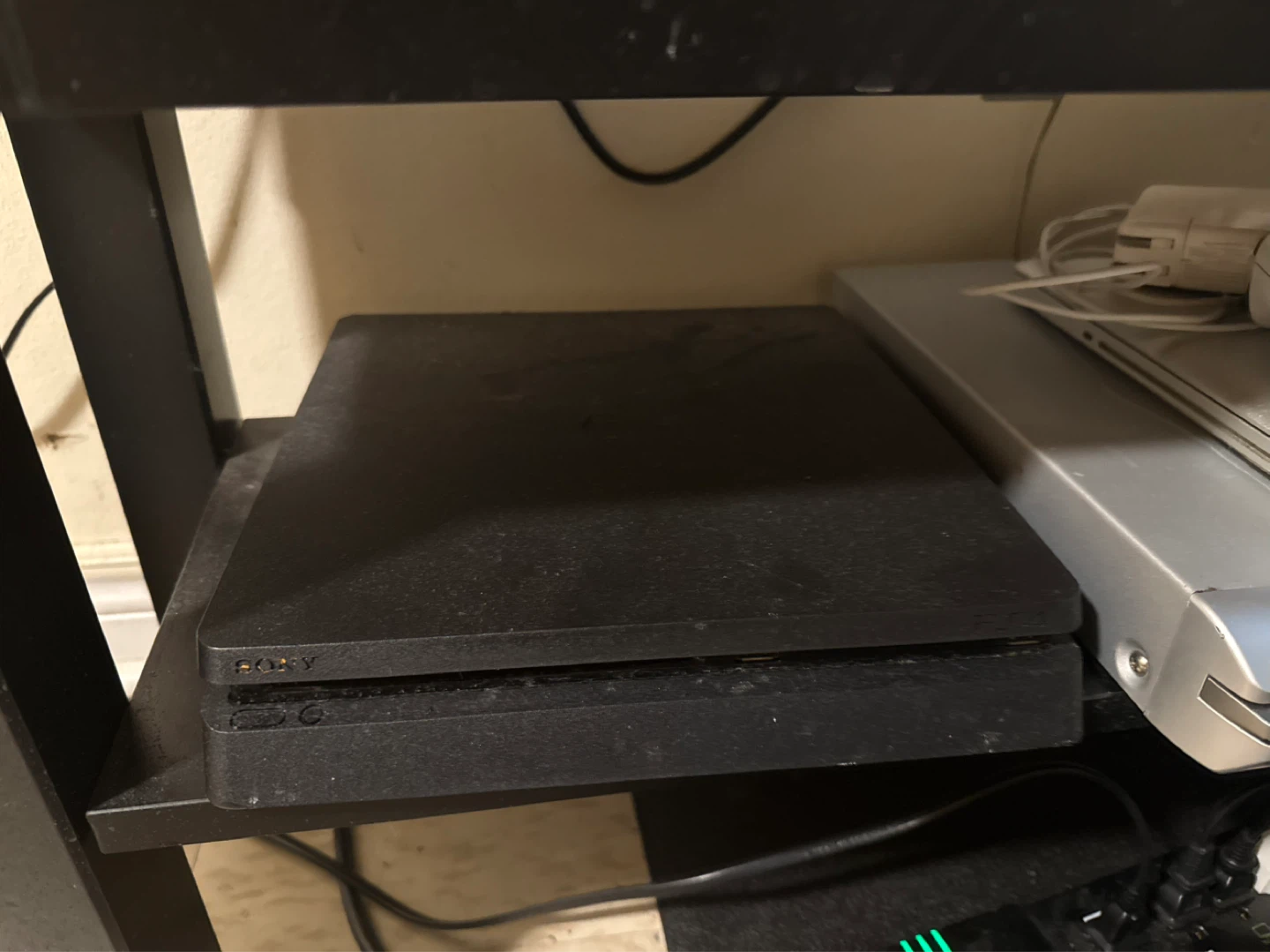 Sony PlayStation 4 Slim
